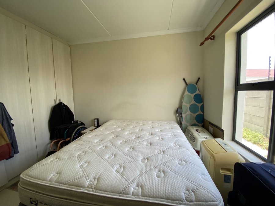 To Let 2 Bedroom Property for Rent in Parklands East Western Cape